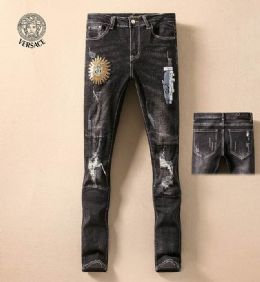 ורסצ'ה Versace ג'ינסים לגבר רפליקה איכות AAA מחיר כולל משלוח דגם 20