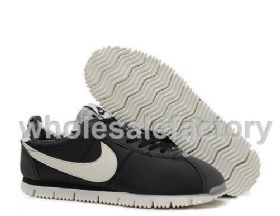 נייקי NIKE נעליים נייקי סניקרס לגבר Nike Sneakers Cortez רפליקה איכות AAA מחיר כולל משלוח דגם 39