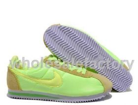 נייקי NIKE נעליים נייקי סניקרס לנשים קלאסי Nike Sneakers Clas רפליקה איכות AAA מחיר כולל משלוח דגם 60