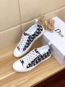דיור Christian Dior נעליים לגבר רפליקה איכות AAA מחיר כולל משלוח דגם 2