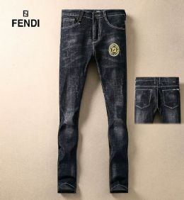 פנדי Fendi ג'ינסים לגבר רפליקה איכות AAA מחיר כולל משלוח דגם 21