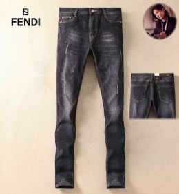 פנדי Fendi ג'ינסים לגבר רפליקה איכות AAA מחיר כולל משלוח דגם 25