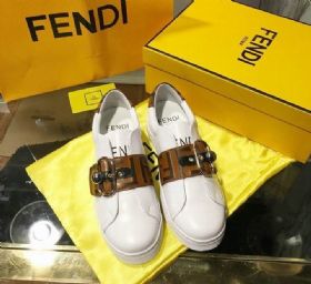 פנדי Fendi נעליים לנשים רפליקה איכות AAA מחיר כולל משלוח דגם 57