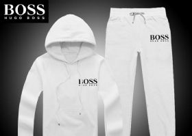 הוגו בוס Hugo Boss חליפות טרנינג ארוכות לגבר רפליקה איכות AAA מחיר כולל משלוח דגם 124