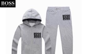 הוגו בוס Hugo Boss חליפות טרנינג ארוכות לגבר רפליקה איכות AAA מחיר כולל משלוח דגם 149