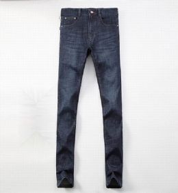 הוגו בוס Hugo Boss ג'ינסים לגבר רפליקה איכות AAA מחיר כולל משלוח דגם 9