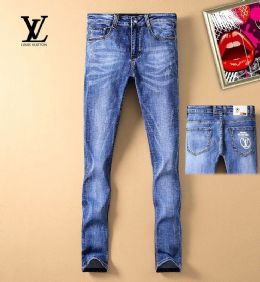 לואי ויטון Louis Vuitton ג'ינסים לגבר רפליקה איכות AAA מחיר כולל משלוח דגם 27