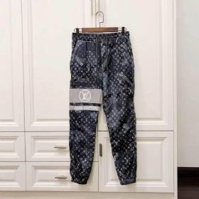 לואי ויטון Louis Vuitton מכנסיים ארוכים לגבר רפליקה איכות AAA מחיר כולל משלוח דגם 1