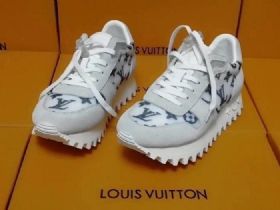 לואי ויטון Louis Vuitton נעליים לנשים רפליקה איכות AAA מחיר כולל משלוח דגם 140