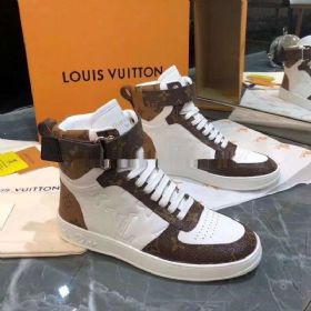 לואי ויטון Louis Vuitton נעליים לנשים רפליקה איכות AAA מחיר כולל משלוח דגם 211