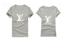 לואי ויטון Louis Vuitton חולצות קצרות טי שירט לנשים רפליקה איכות AAA מחיר כולל משלוח דגם 29