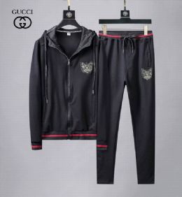 גוצ'י Gucci חליפות טרנינג ארוך לגבר רפליקה איכות AAA מחיר כולל משלוח דגם 106