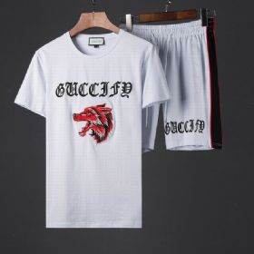 גוצ'י Gucci חליפות טרנינג קצר לגבר רפליקה איכות AAA מחיר כולל משלוח דגם 128